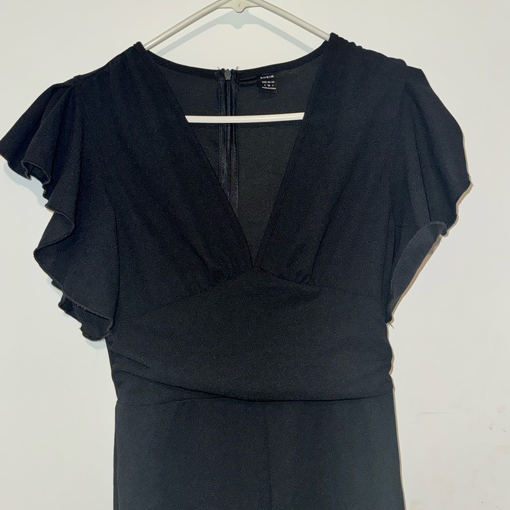 SHEIN Black V-Neck Flutter Sleeve Jumpsuit